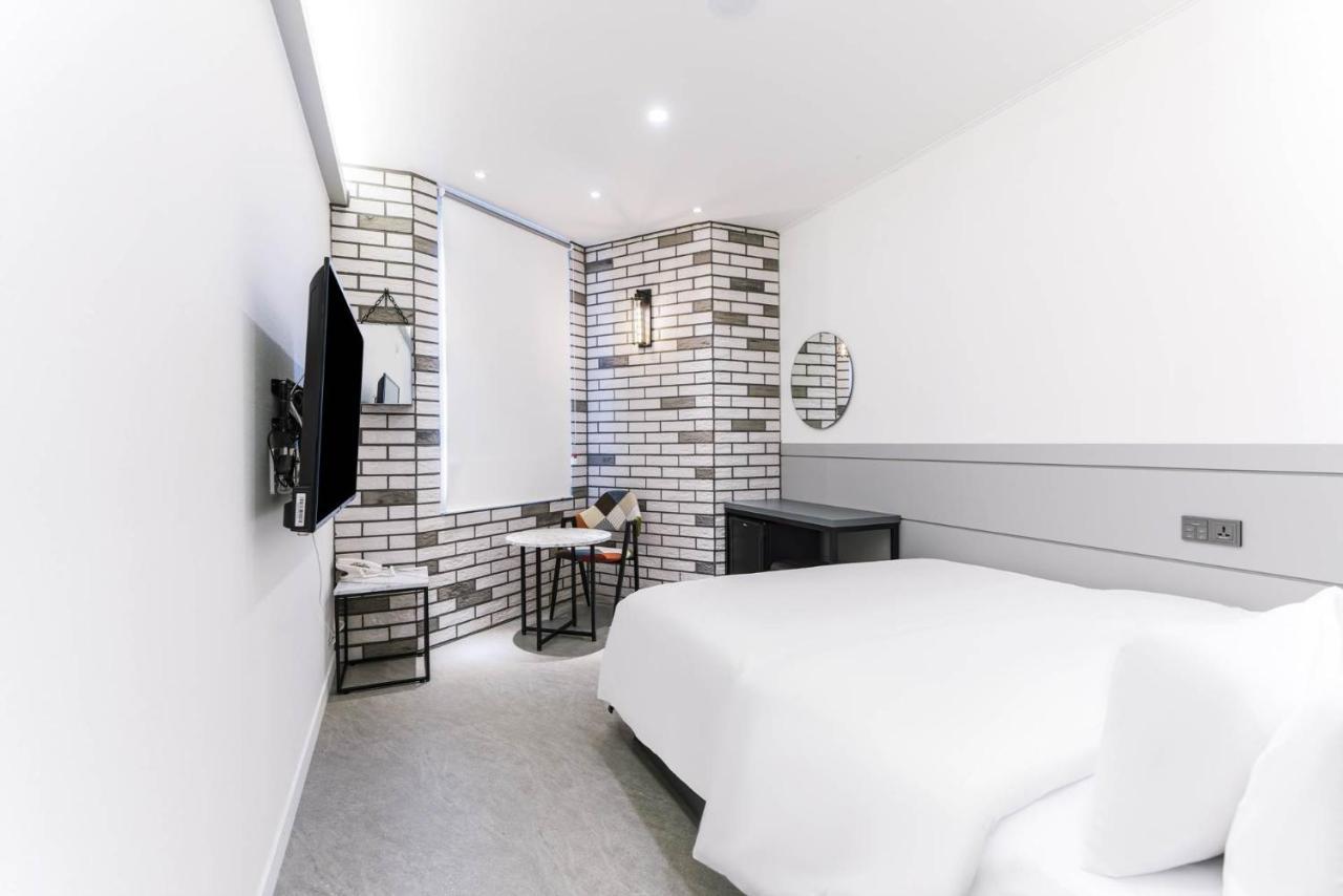 Pyeongtaek Godeok Rich Stay Hotel מראה חיצוני תמונה