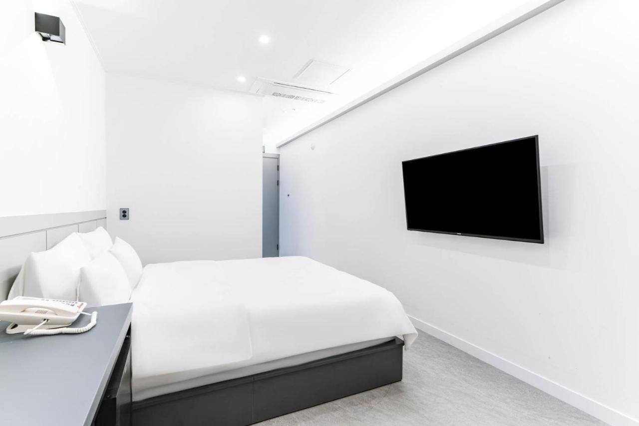 Pyeongtaek Godeok Rich Stay Hotel מראה חיצוני תמונה