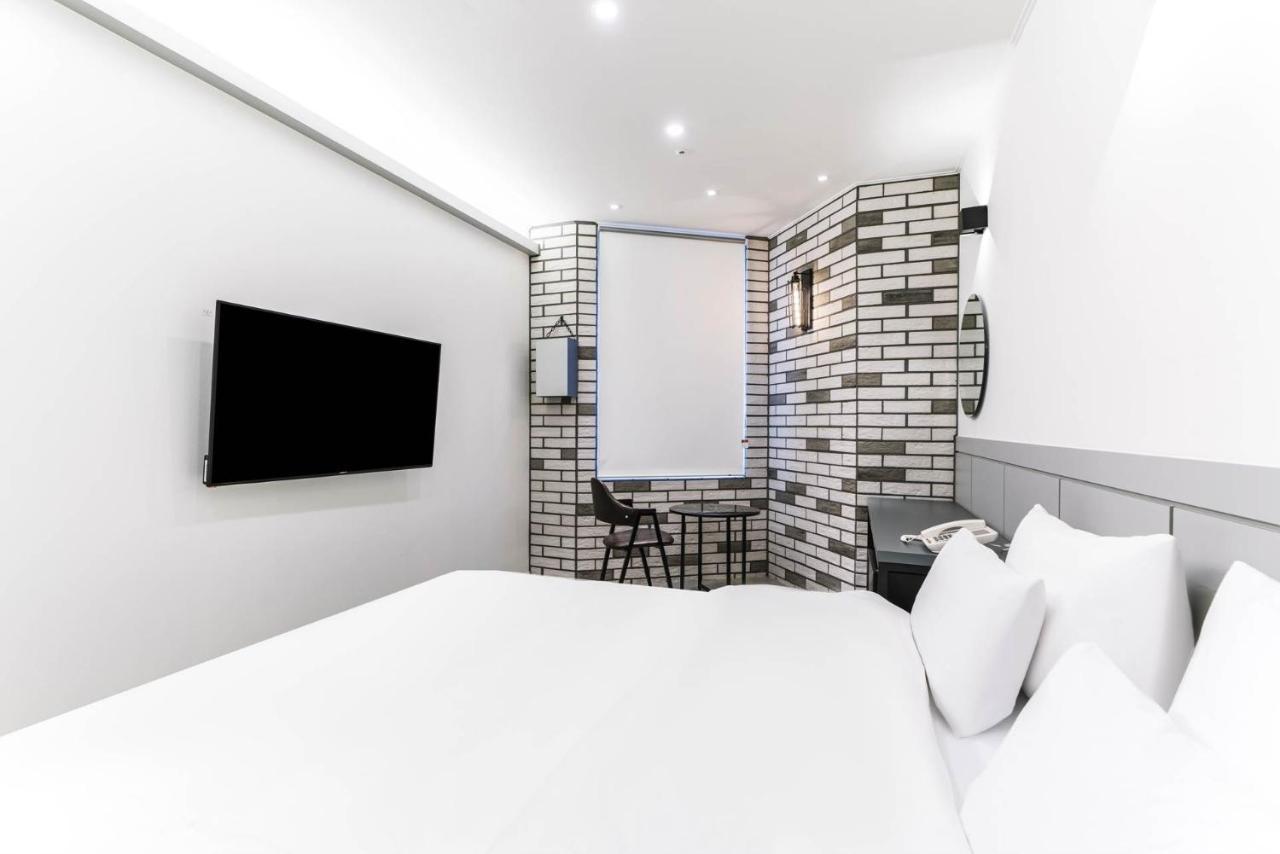 Pyeongtaek Godeok Rich Stay Hotel מראה חיצוני תמונה