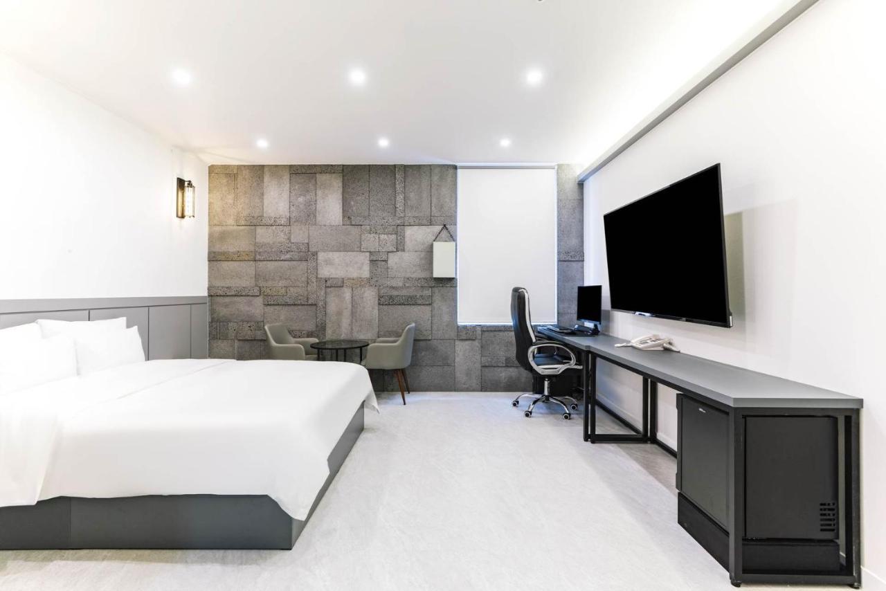 Pyeongtaek Godeok Rich Stay Hotel מראה חיצוני תמונה