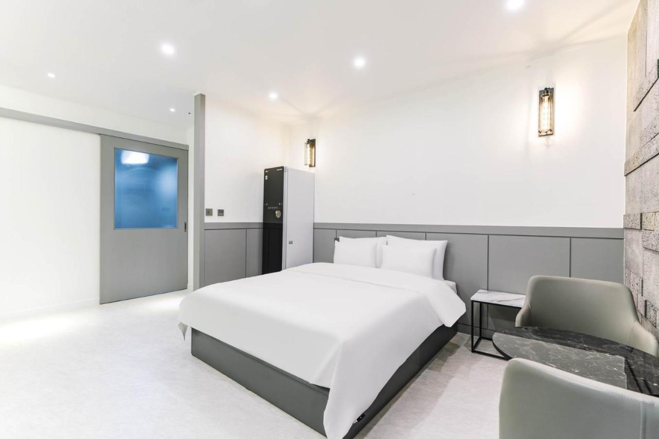Pyeongtaek Godeok Rich Stay Hotel מראה חיצוני תמונה