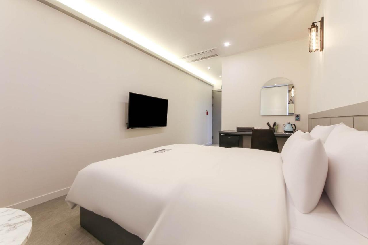 Pyeongtaek Godeok Rich Stay Hotel מראה חיצוני תמונה